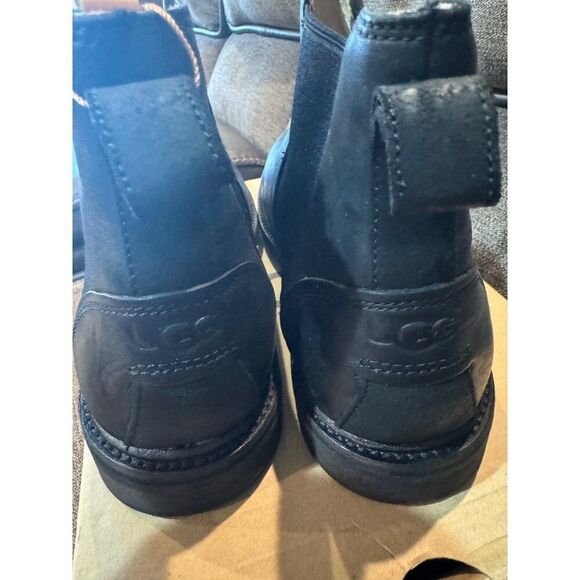 UGG Leif Men’s Black Leather Boots Size 10‎ - Picture 12 of 12